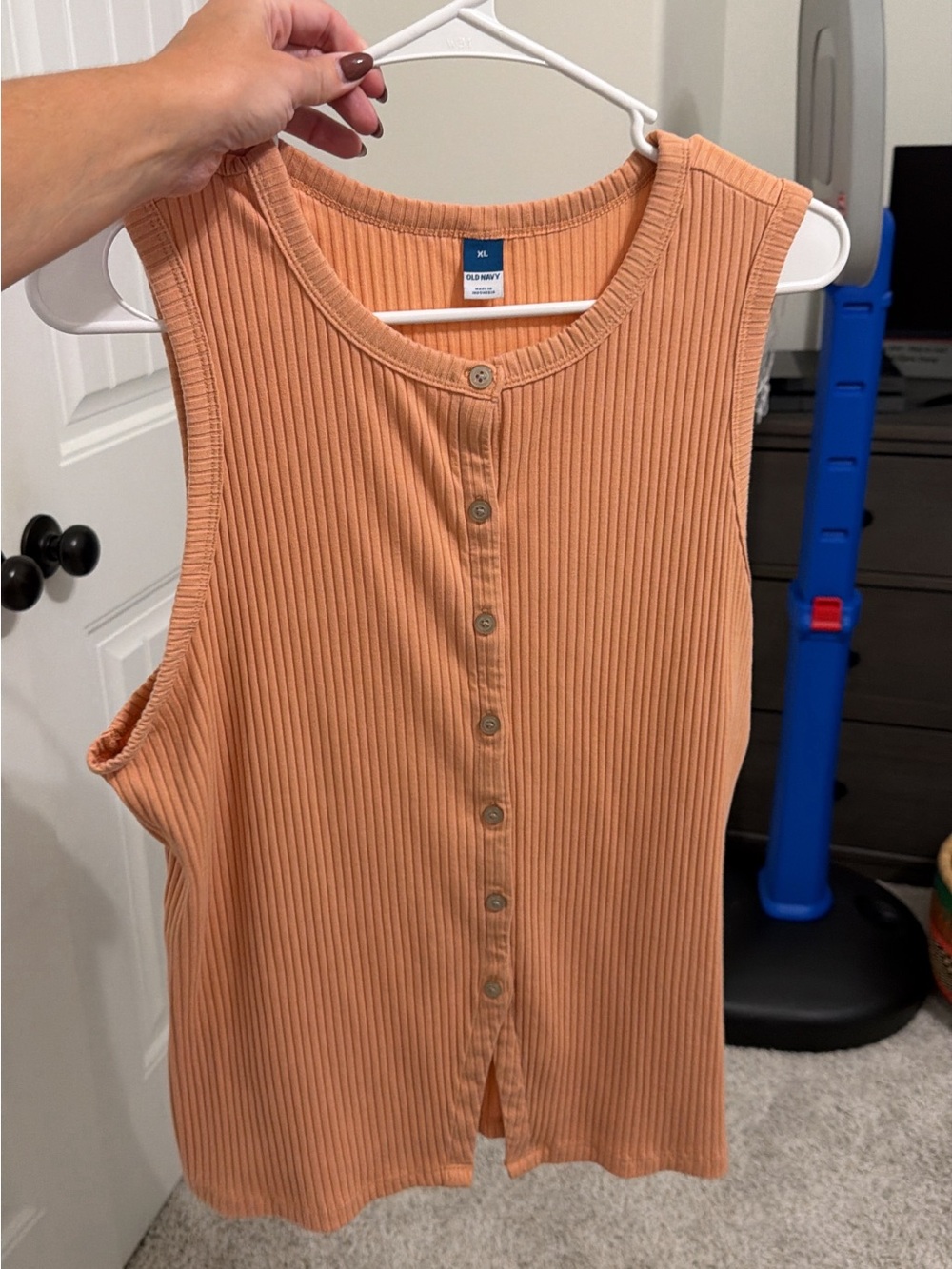 Old Navy Peach Ribbed Button-Front Tank